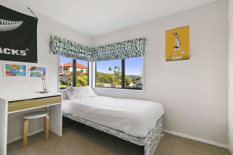Photo of property in 5b Becker Way, Karori, Wellington, 6012