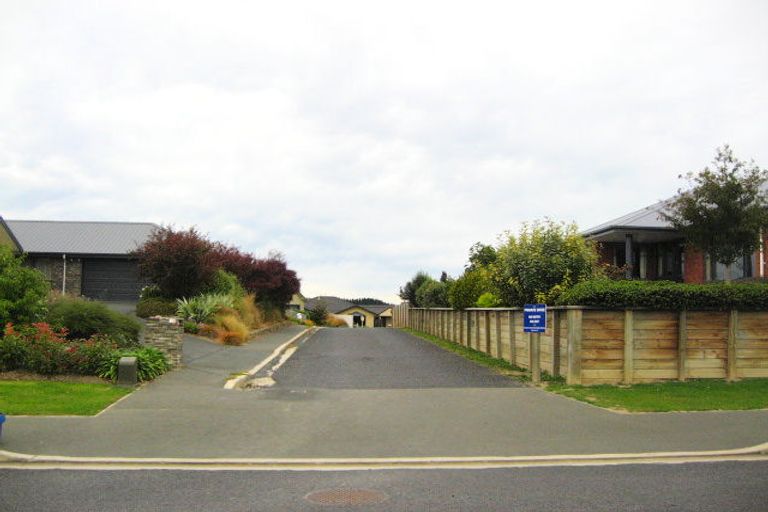 Photo of property in 6 Sunninghurst Drive, Fairfield, Dunedin, 9018