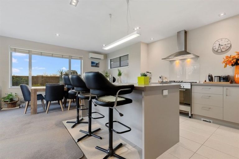 Photo of property in 51 Mokihi Gardens, Hillmorton, Christchurch, 8024