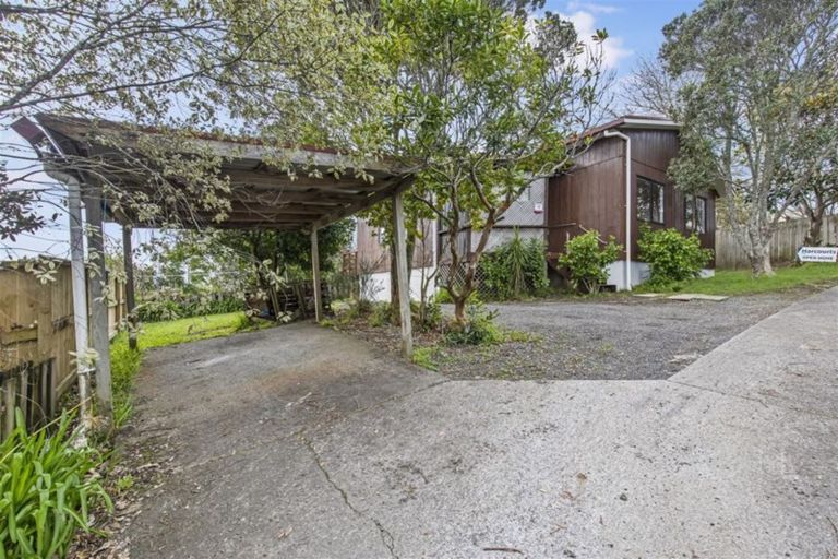 Photo of property in 103b Woodglen Road, Glen Eden, Auckland, 0602