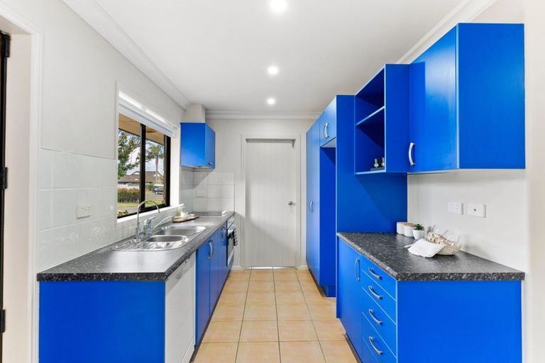 Photo of property in 4 Aldon Lane, The Gardens, Auckland, 2105