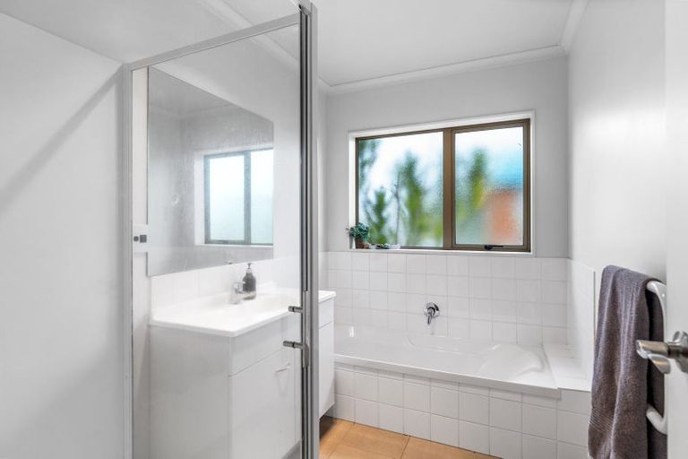 Photo of property in 4 Ribbonwood Close, Te Kauwhata, 3710