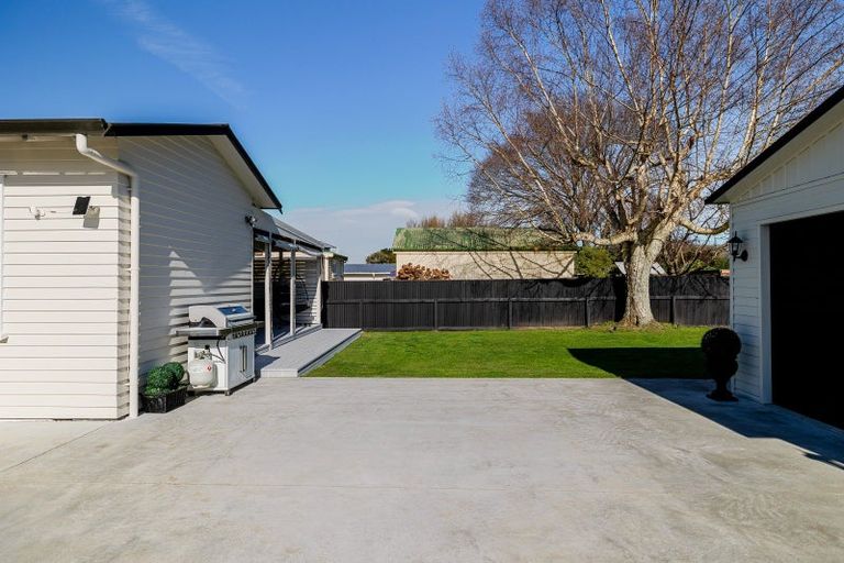 Photo of property in 10 Huxley Street, Pahiatua, 4910
