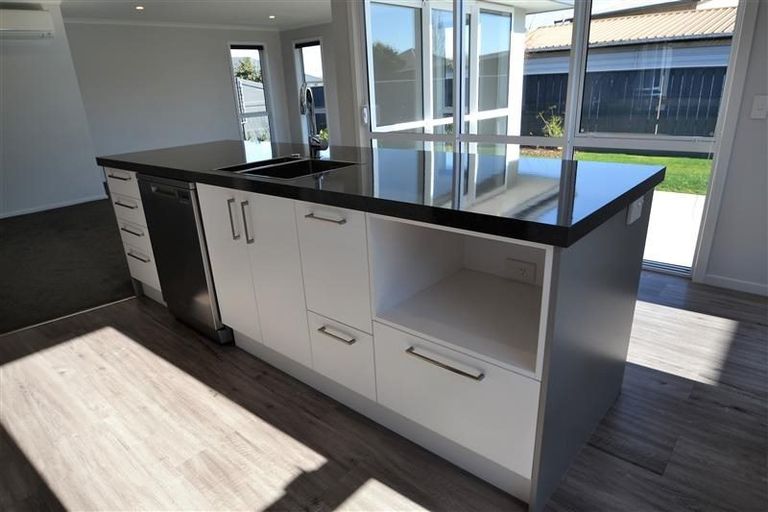 Photo of property in 6 Carmello Grove, Richmond, 7020