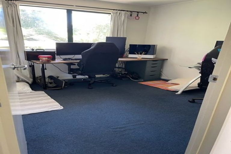 Photo of property in 15a Annison Avenue, Glen Eden, Auckland, 0602