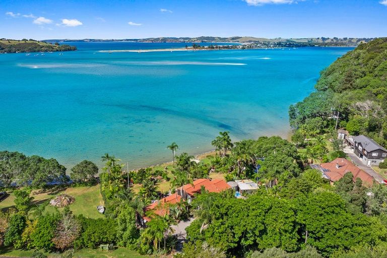 Photo of property in 465 Leigh Road, Whangateau, 0985