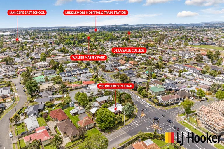 Photo of property in 200 Robertson Road, Mangere East, Auckland, 2024