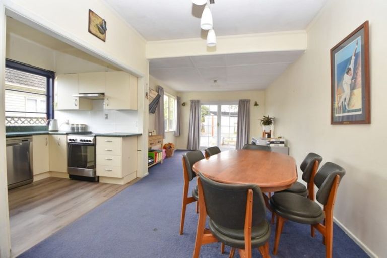 Photo of property in 249 High Street South, Carterton, 5713