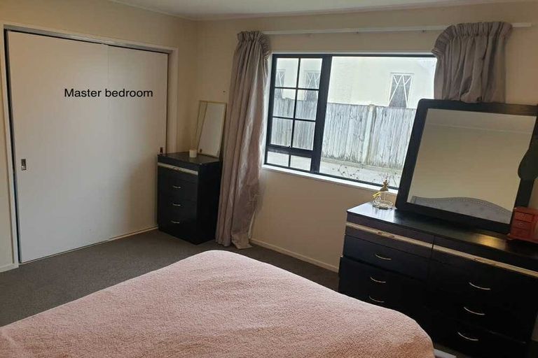 Photo of property in 50 Porutu Street, Fairfield, Lower Hutt, 5011