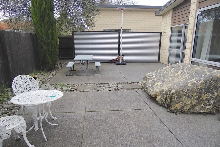 Photo of property in 10 Paeroa Street, Riccarton, Christchurch, 8041
