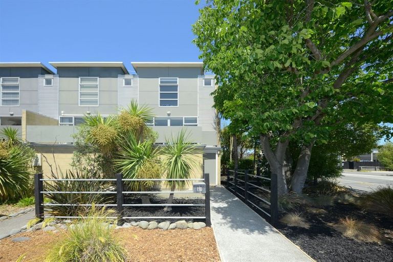 Photo of property in 130 Purchas Street, Edgeware, Christchurch, 8013