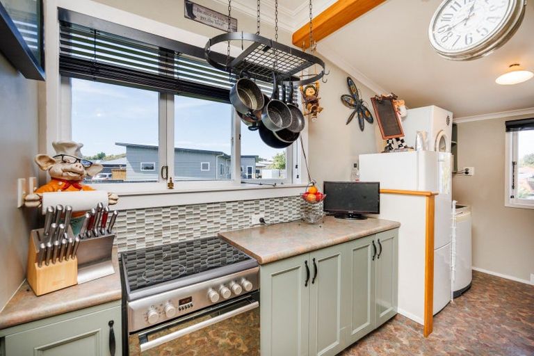 Photo of property in 9 Maunder Street, Marton, 4710