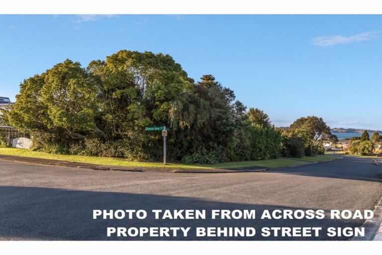 Photo of property in 2 Kawau View Road, Snells Beach, 0920