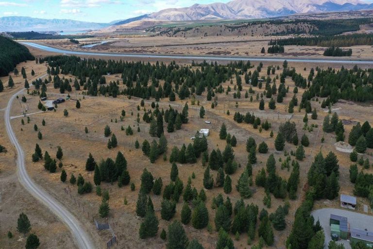 Photo of property in 44 Flanagan Lane, Ben Ohau, Twizel, 7999