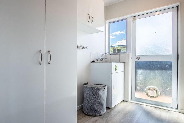 Photo of property in 13 Rutherford Drive, Waikanae Beach, Waikanae, 5036