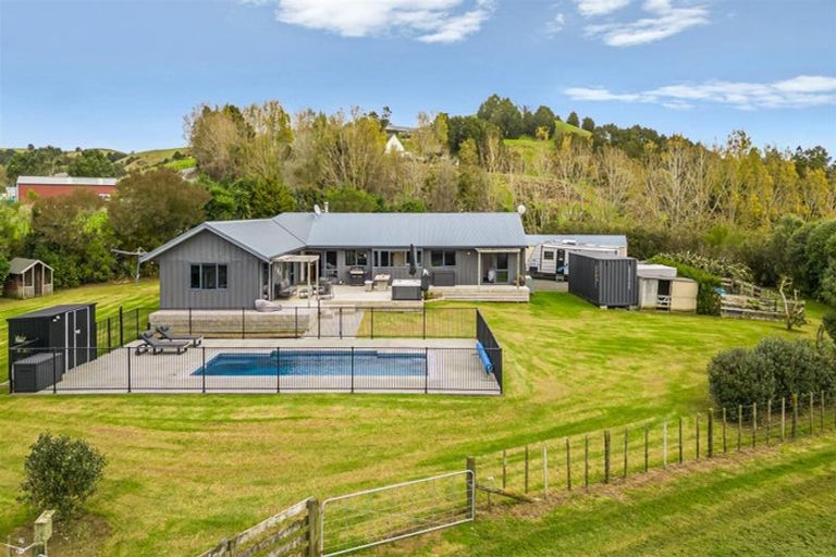 Photo of property in 538 Whangaripo Valley Road, Whangaripo, Wellsford, 0972