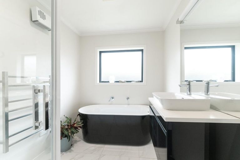 Photo of property in 20 Hamill Road, Halswell, Christchurch, 8025