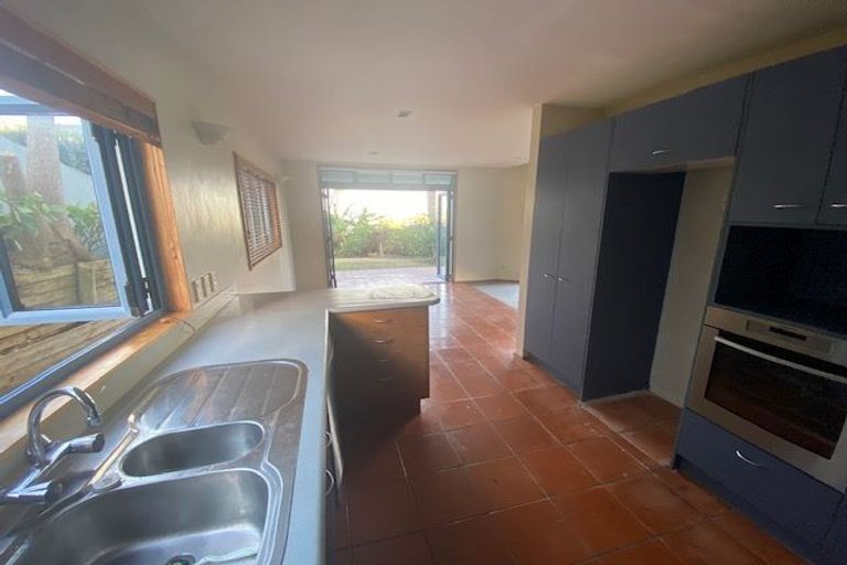 Photo of property in 1/83 East Coast Road, Castor Bay, Auckland, 0620