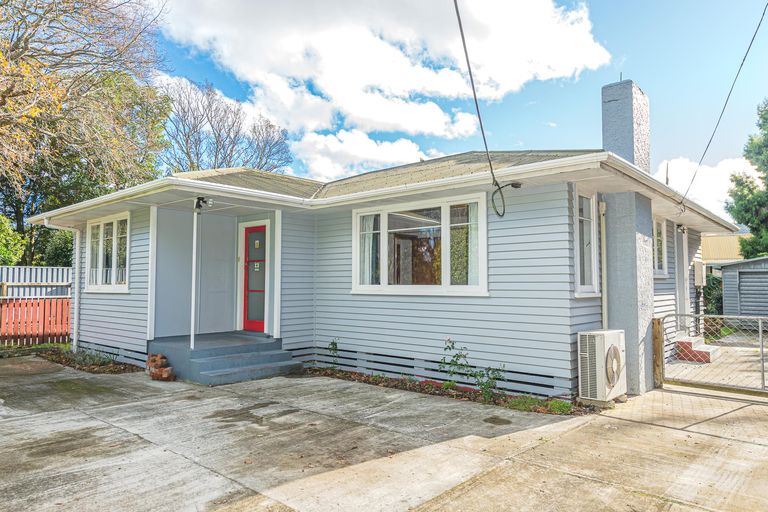 Photo of property in 25 Riverbank Road, Okoia, Whanganui, 4573