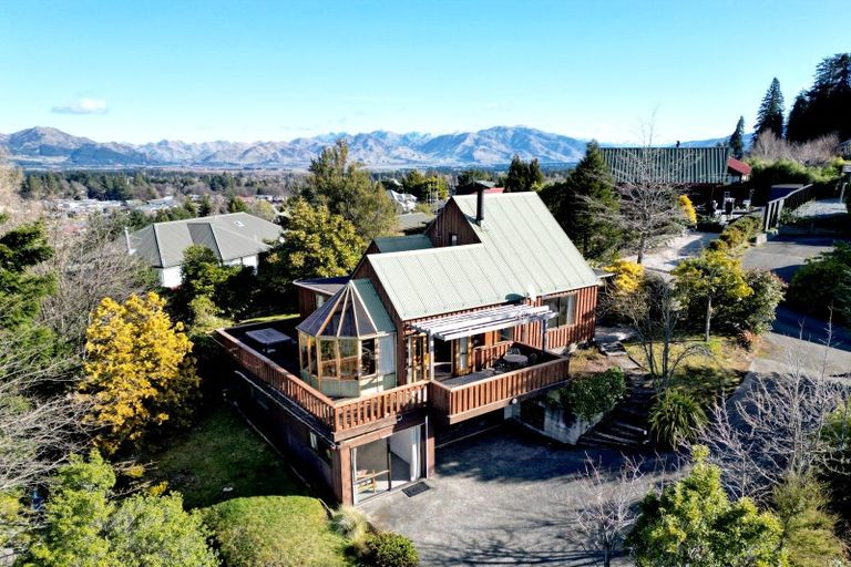 Photo of property in 90 Chalet Crescent, Hanmer Springs, 7334