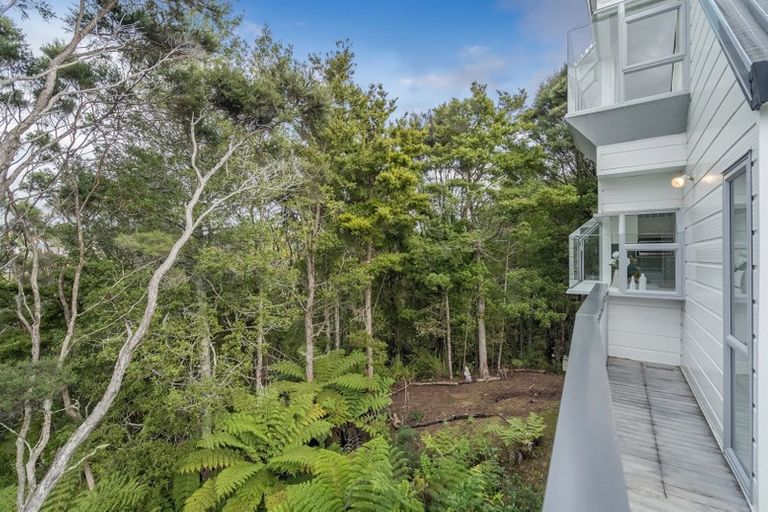 Photo of property in 1/57 James Evans Drive, Northcote, Auckland, 0627