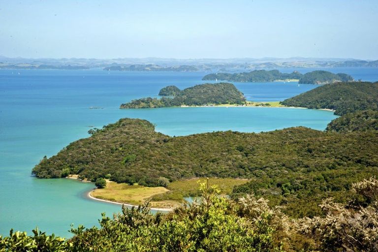 Photo of property in 106a Manawaora Road, Russell, 0272