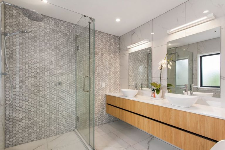 Photo of property in 97b Fendalton Road, Fendalton, Christchurch, 8014