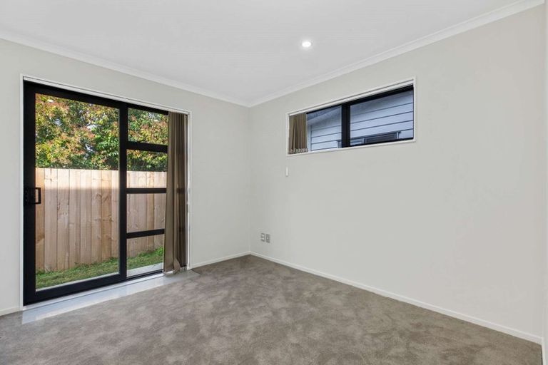 Photo of property in 79a Russell Road, Manurewa, Auckland, 2102