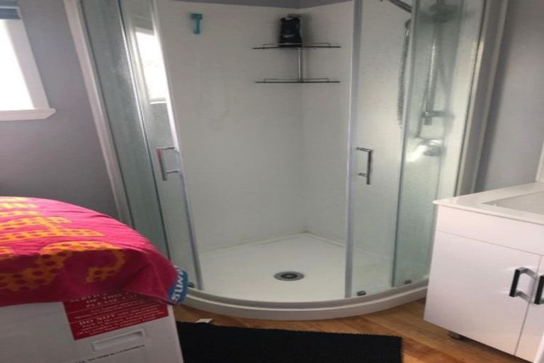 Photo of property in 10 Alamein Avenue, Onerahi, Whangarei, 0110