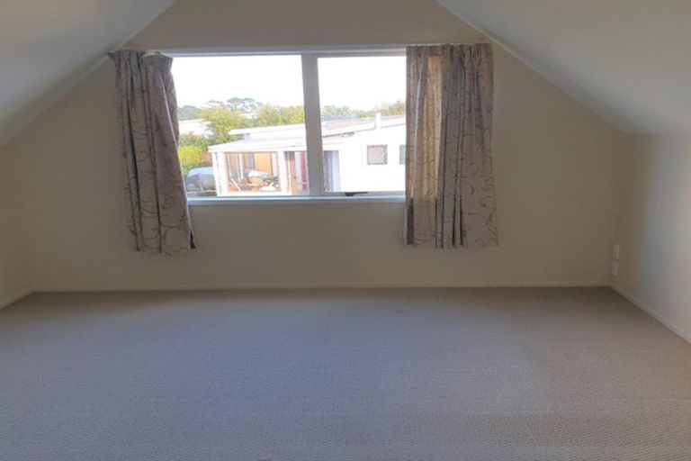 Photo of property in 3a Stevenson Road, Clarks Beach, 2122