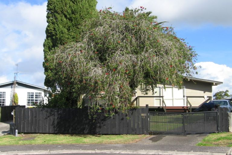 Photo of property in 22 Justin Place, Te Atatu Peninsula, Auckland, 0610