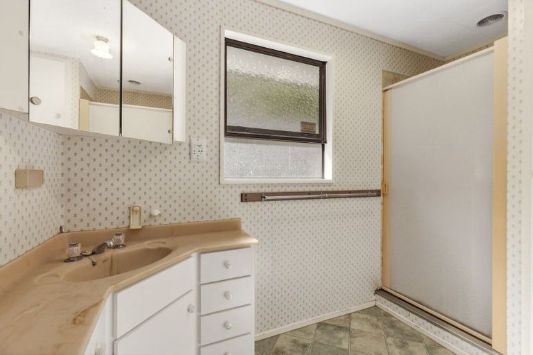 Photo of property in 28 Flora Dora Parade, Lake Hawea, Wanaka, 9382