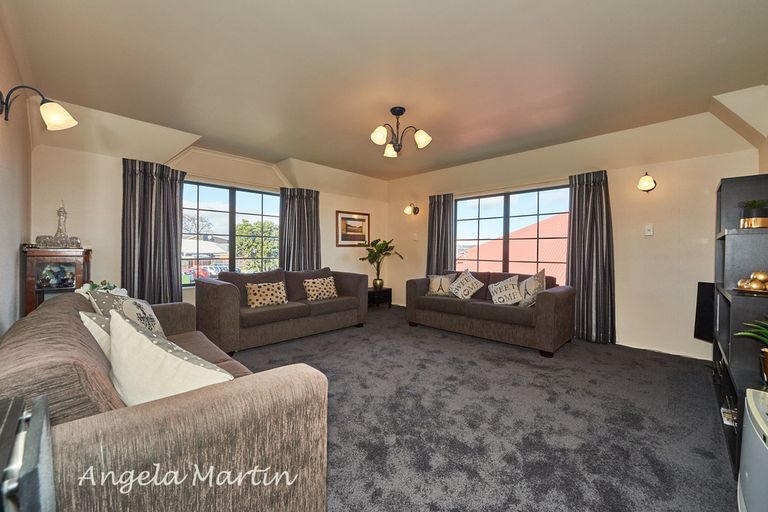 Photo of property in 7 Carow Street, Palmerston North, 4410