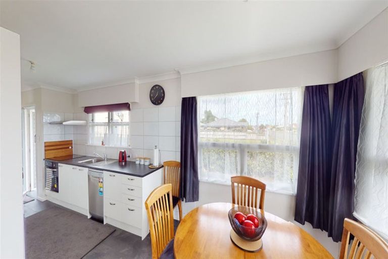 Photo of property in 146 Bath Street, Levin, 5510