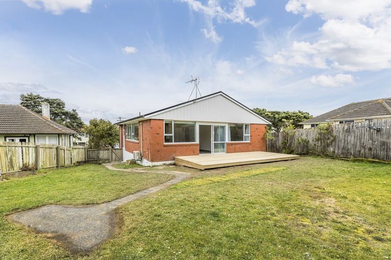 Photo of property in 38 Owhiti Street, Titahi Bay, Porirua, 5022