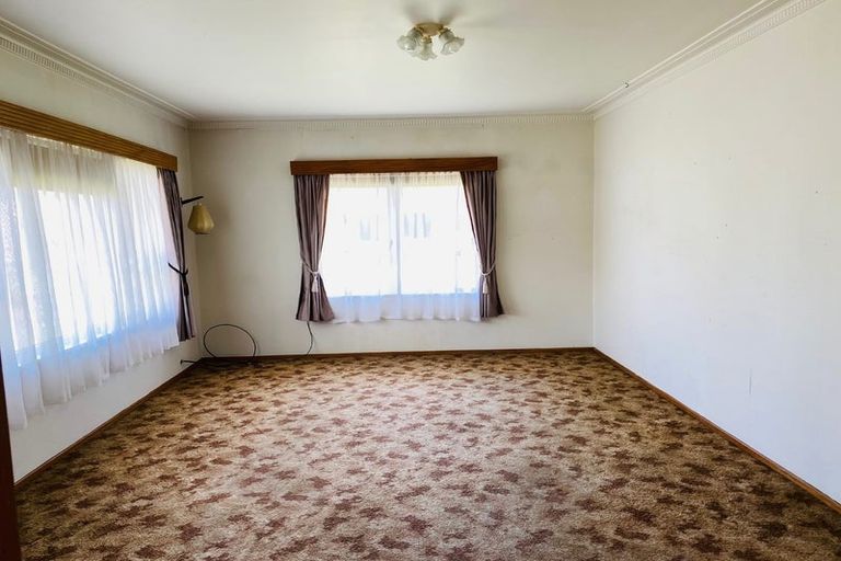 Photo of property in 9a Kirton Crescent, Manurewa, Auckland, 2102