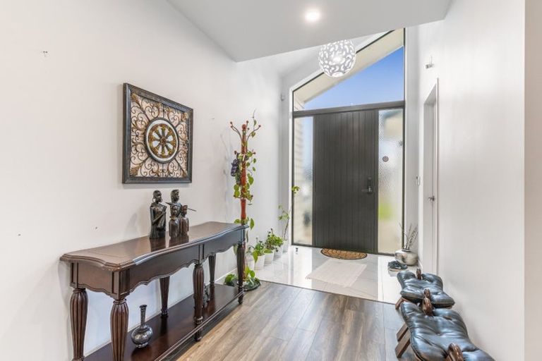Photo of property in 5 Ara Kakara Avenue, Huapai, Kumeu, 0810