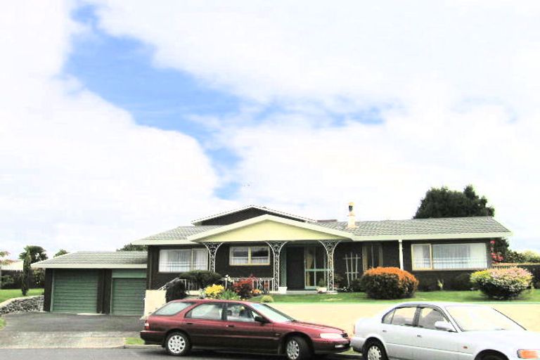 Photo of property in 19 Columba Place, Matua, Tauranga, 3110