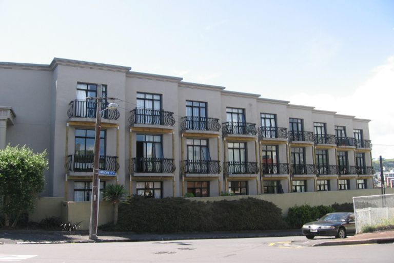 Photo of property in 2t/6 Burgoyne Street, Grey Lynn, Auckland, 1021