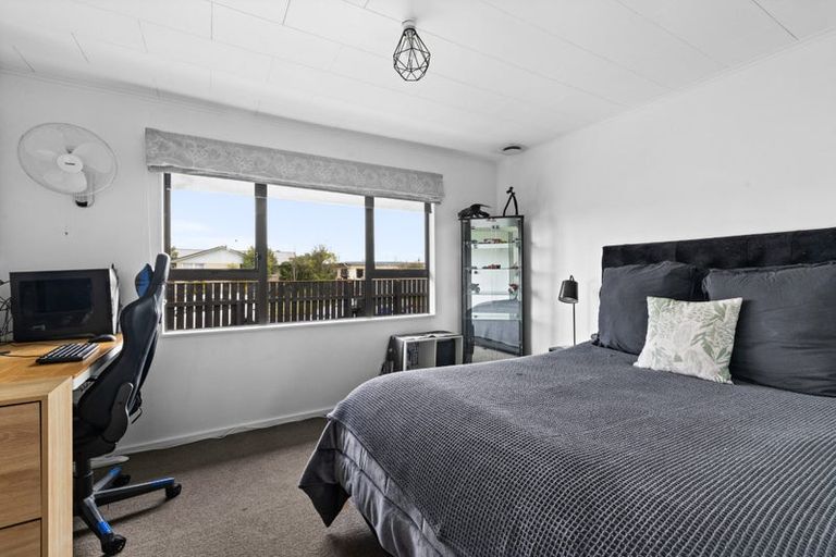 Photo of property in 16 Lanark Crescent, Tamatea, Napier, 4112