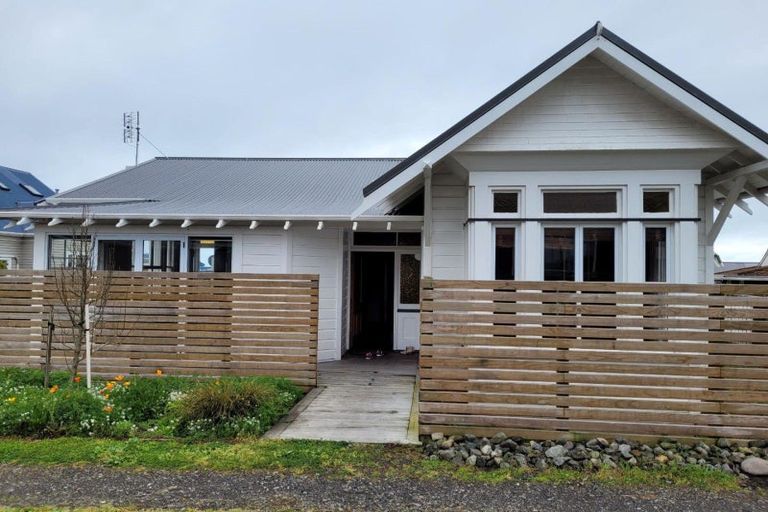 Photo of property in 56a Cutfield Road, New Plymouth, 4310