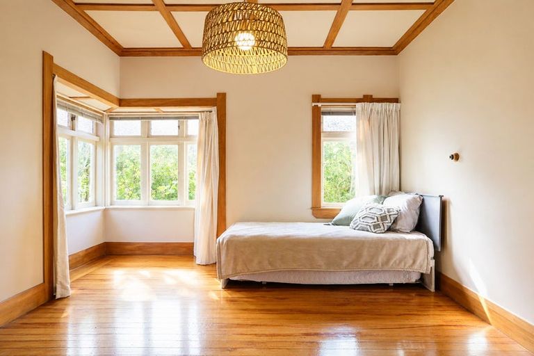 Photo of property in 24 Myrtle Street, Hamilton East, Hamilton, 3216