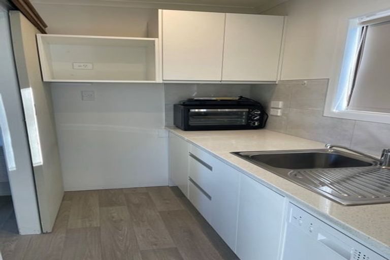 Photo of property in 27 Glenview Terrace, Glenview, Hamilton, 3206