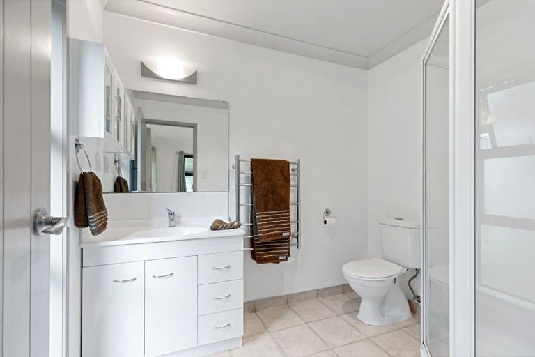 Photo of property in 7 Gibson Place, Papamoa Beach, Papamoa, 3118