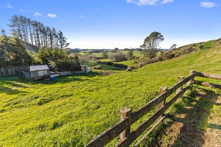 Photo of property in 813 Wortley Road, Waiongana, Inglewood, 4389