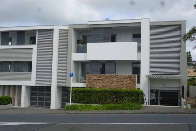 Photo of property in 1/23 Wellington Street, Howick, Auckland, 2014