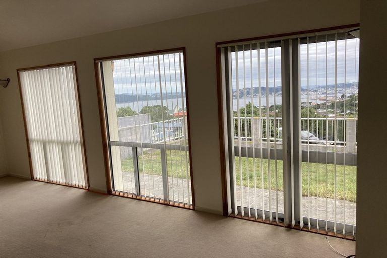 Photo of property in 12a Imran Terrace, Khandallah, Wellington, 6035