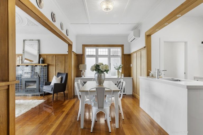 Photo of property in 118 Grafton Road, Roseneath, Wellington, 6011