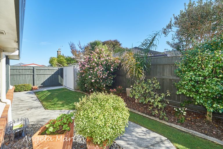 Photo of property in 7 Carow Street, Palmerston North, 4410