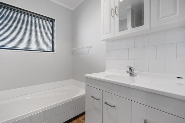 Photo of property in 70b Otumoetai Road, Judea, Tauranga, 3110